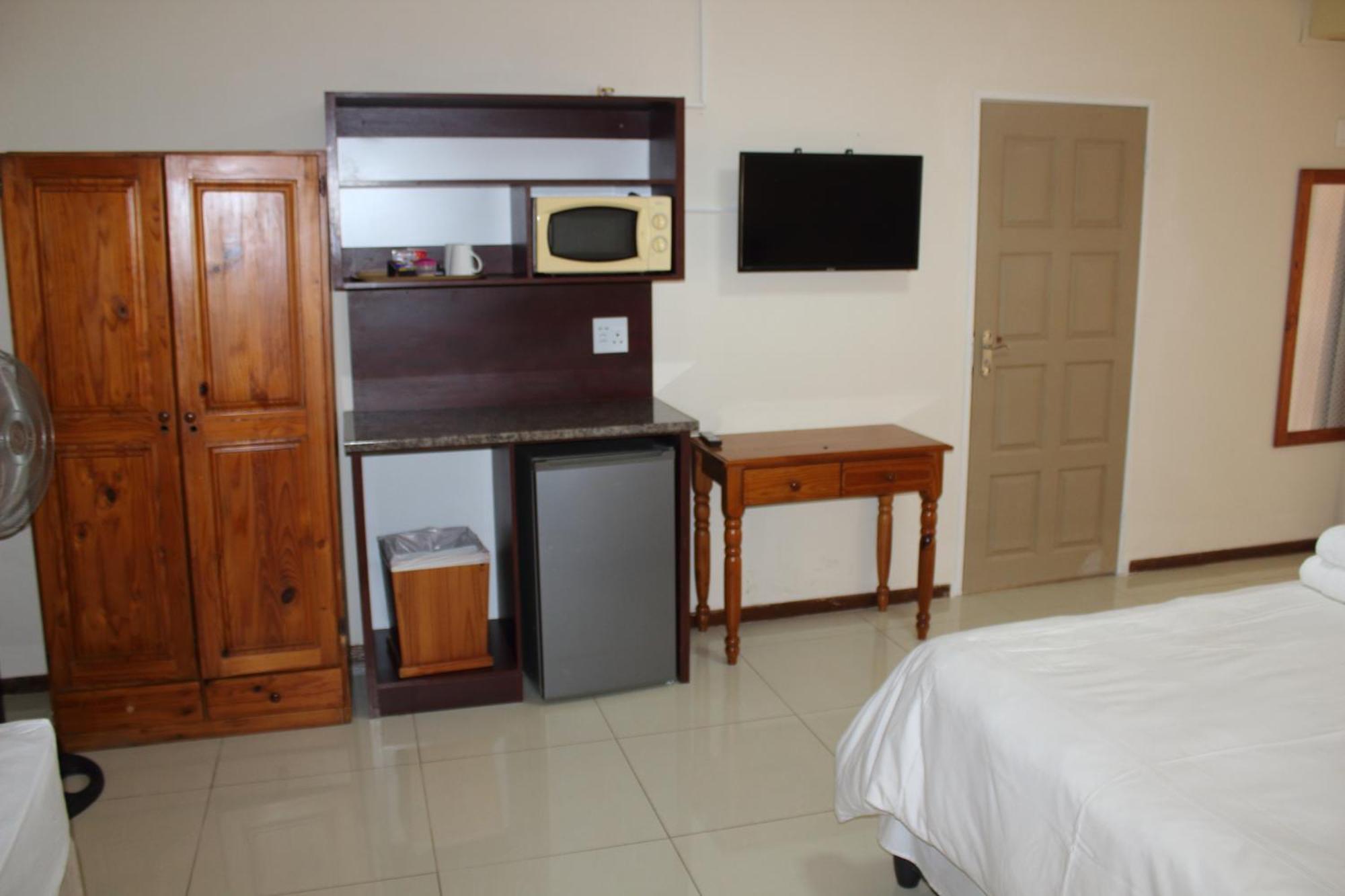 Purple Olive Guest House Pretoria-Noord Extérieur photo