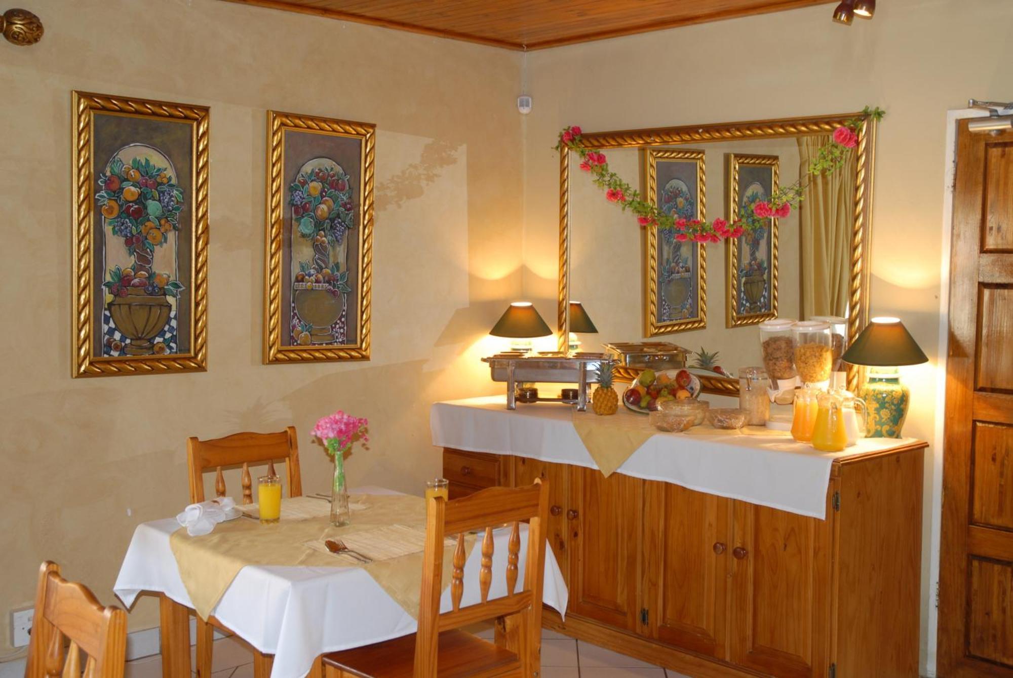 Purple Olive Guest House Pretoria-Noord Extérieur photo