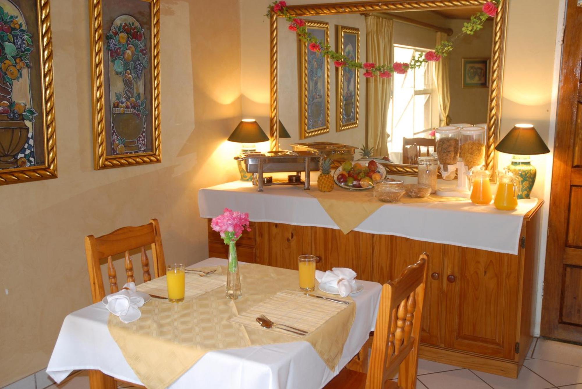 Purple Olive Guest House Pretoria-Noord Extérieur photo