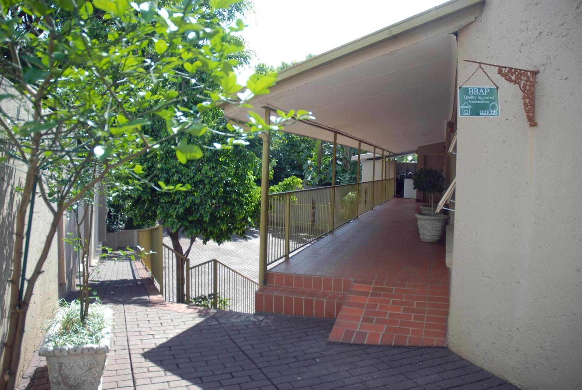 Purple Olive Guest House Pretoria-Noord Extérieur photo