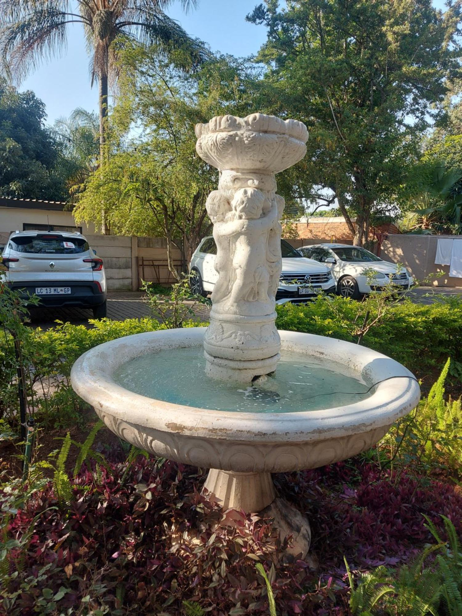 Purple Olive Guest House Pretoria-Noord Extérieur photo