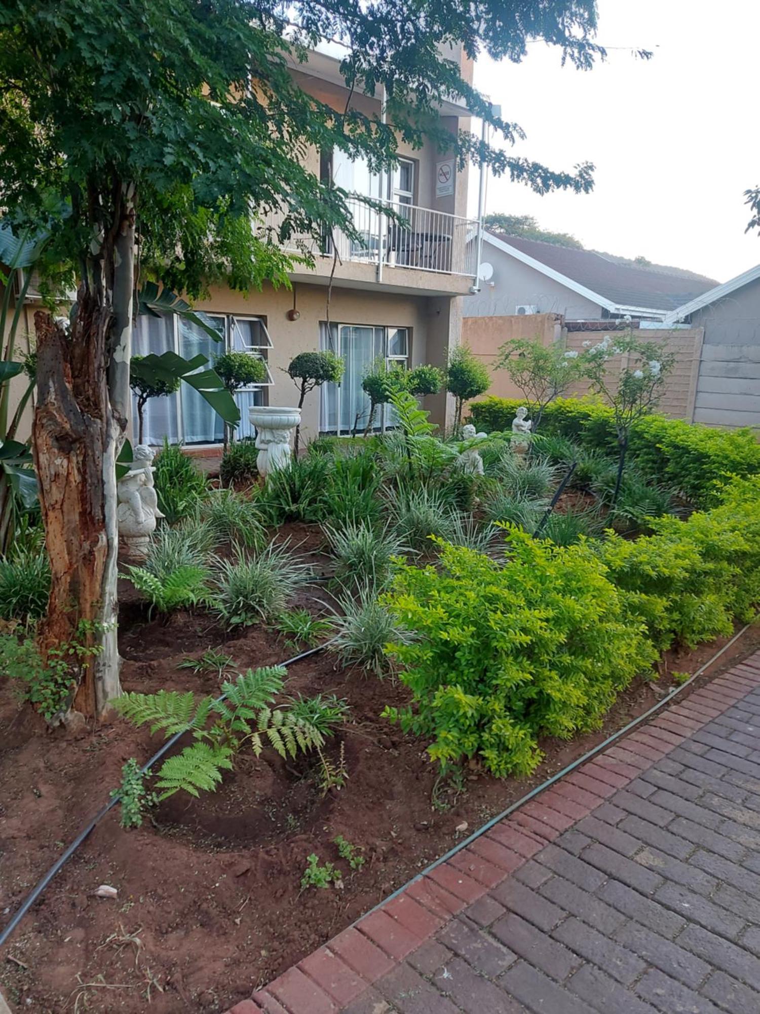 Purple Olive Guest House Pretoria-Noord Extérieur photo