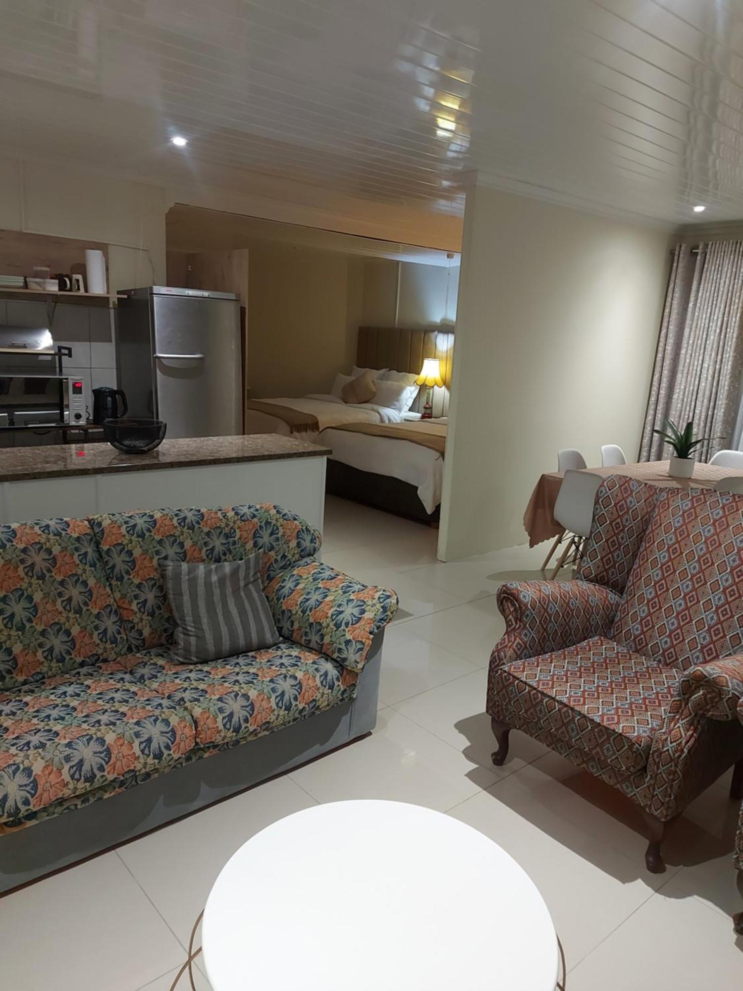 Purple Olive Guest House Pretoria-Noord Extérieur photo