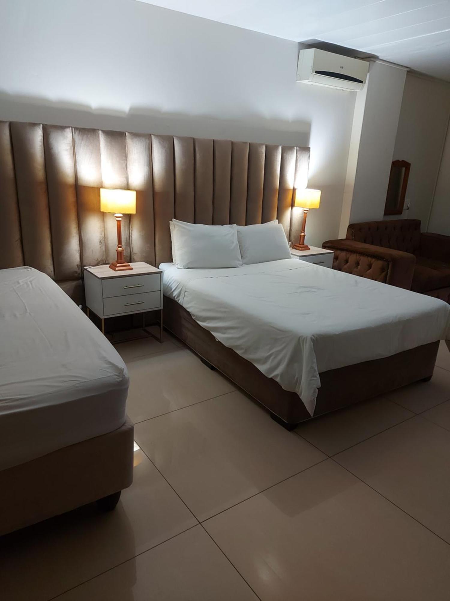 Purple Olive Guest House Pretoria-Noord Extérieur photo